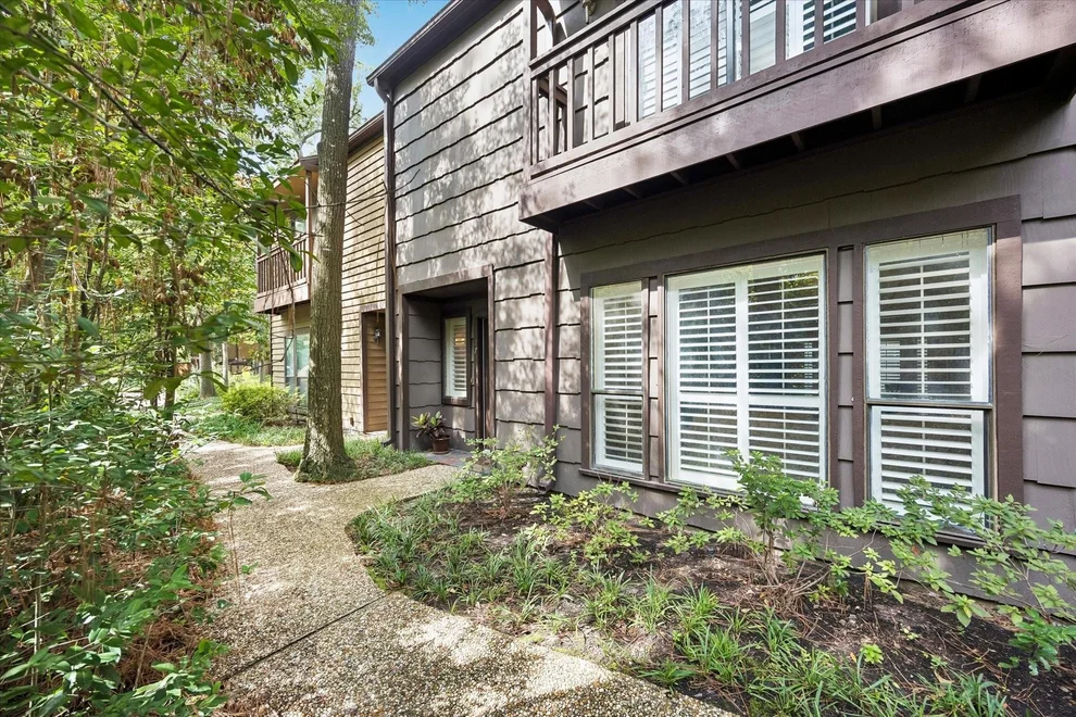 Unit for sale at 11711 Memorial Drive, Houston, TX 77024