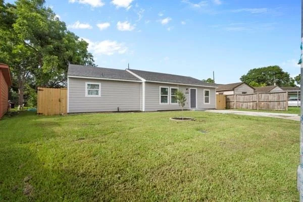 Unit for sale at 2202 Garvey Drive, Pasadena, TX 77506