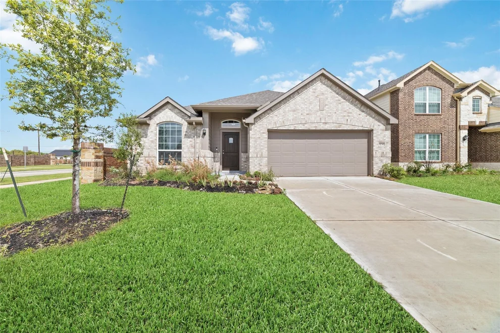 Unit for sale at 3230 Andlor Hills Drive, Richmond, TX 77406