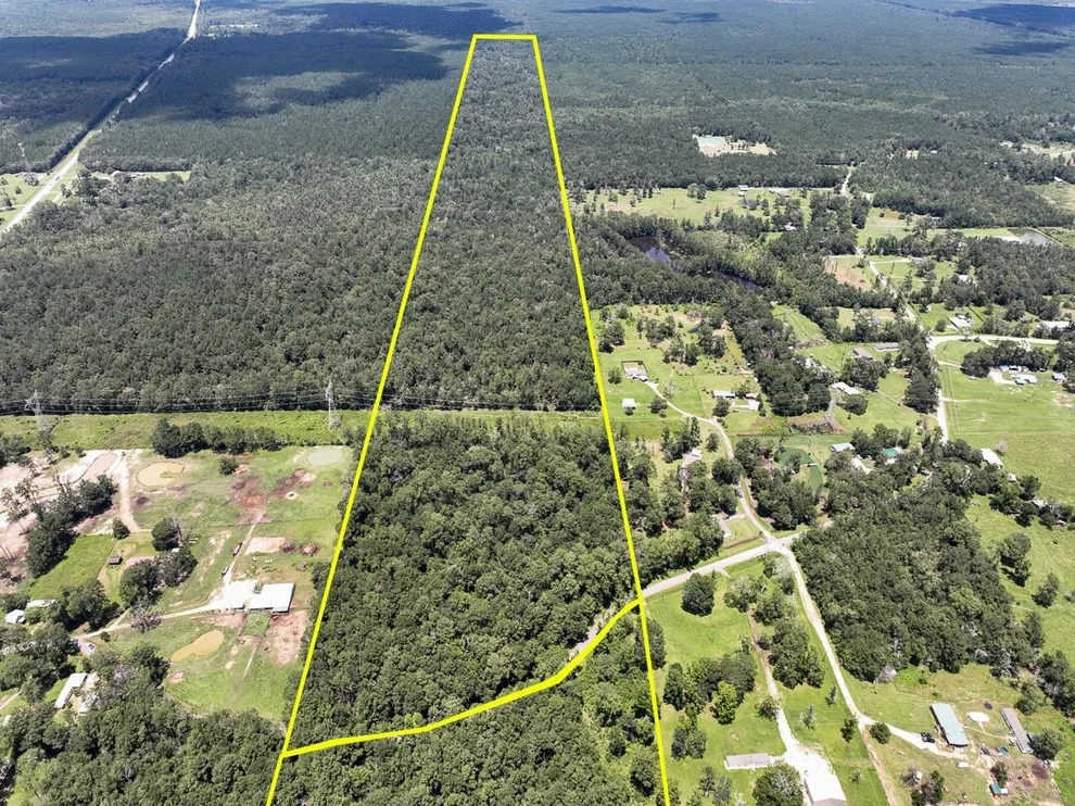 Unit for sale at 3 County Road 821, Mauriceville, TX 77612