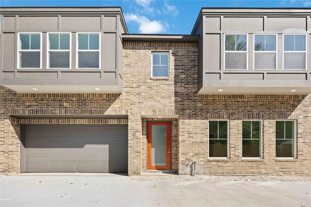 Unit for sale at 5718 Beall Street, Houston, TX 77091