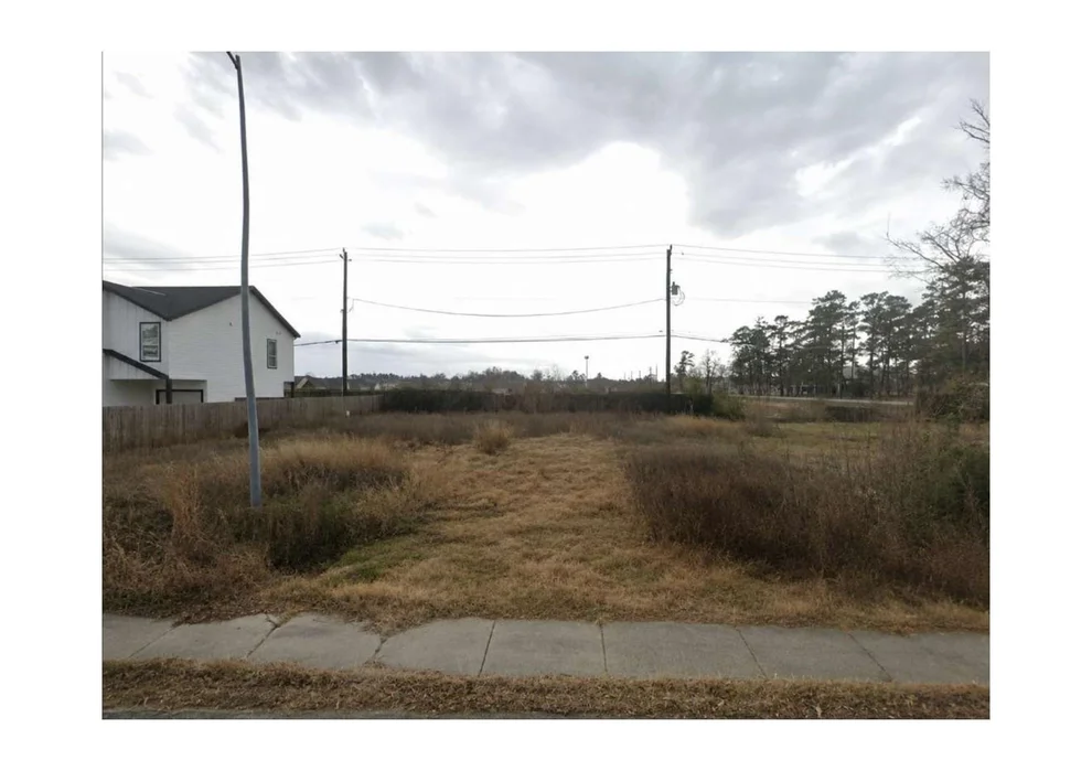 Unit for sale at 8530 Woodlyn Road, Houston, TX 77028