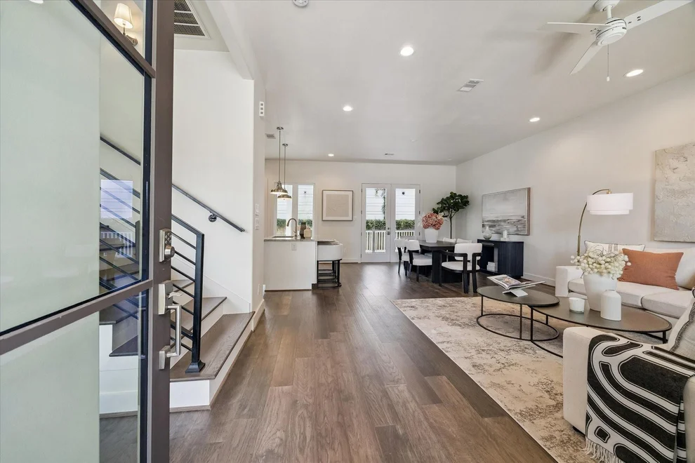 Unit for sale at 3827 Arlington Street, Houston, TX 77018