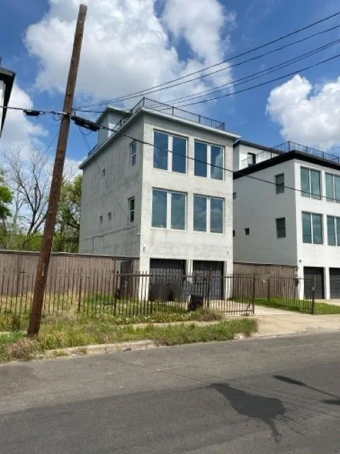 Unit for sale at 3419 Rawley Street, Houston, TX 77020