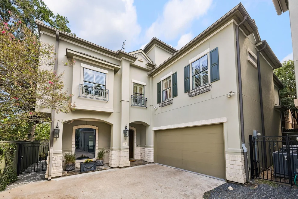 24 Hackberry Lane