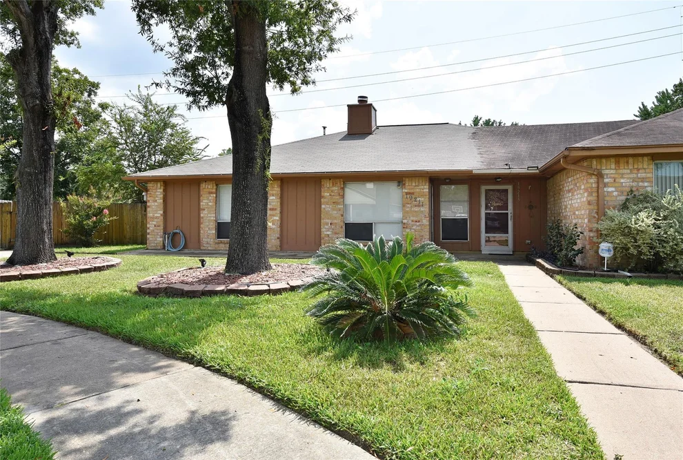 Unit for sale at 19211 Lazy Valley Drive, Katy, TX 77449