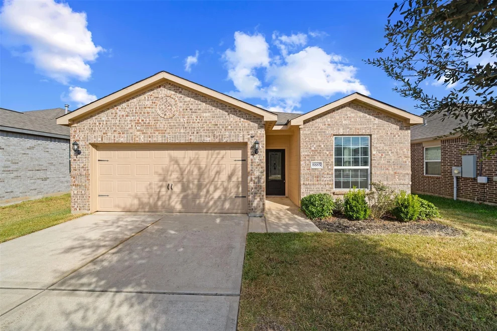 Unit for sale at 8885 Oval Glass Street, Conroe, TX 77304