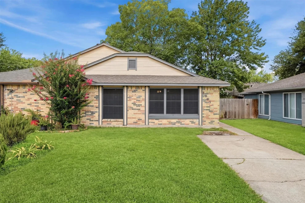Unit for sale at 10015 Ridgecoral Drive, Houston, TX 77038