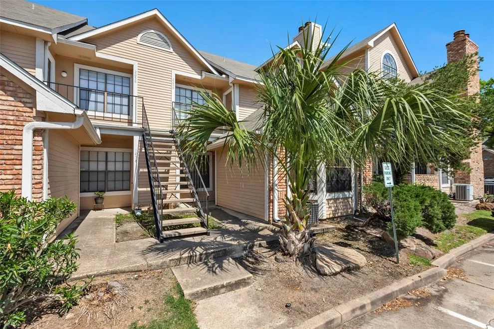 Unit for sale at 2300 Old Spanish Trail, Houston, TX 77054