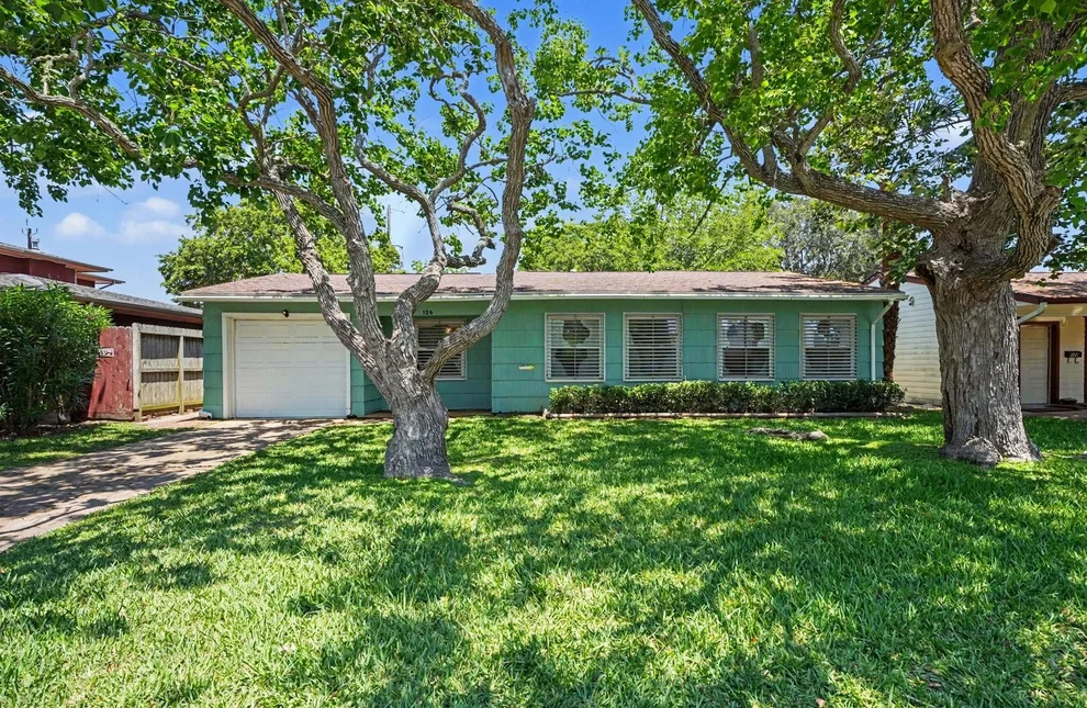 Unit for sale at 126 Bonita Avenue, Galveston, TX 77550