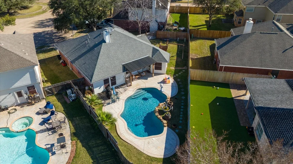 Unit for sale at 17707 Scrub Oak Court, Richmond, TX 77407