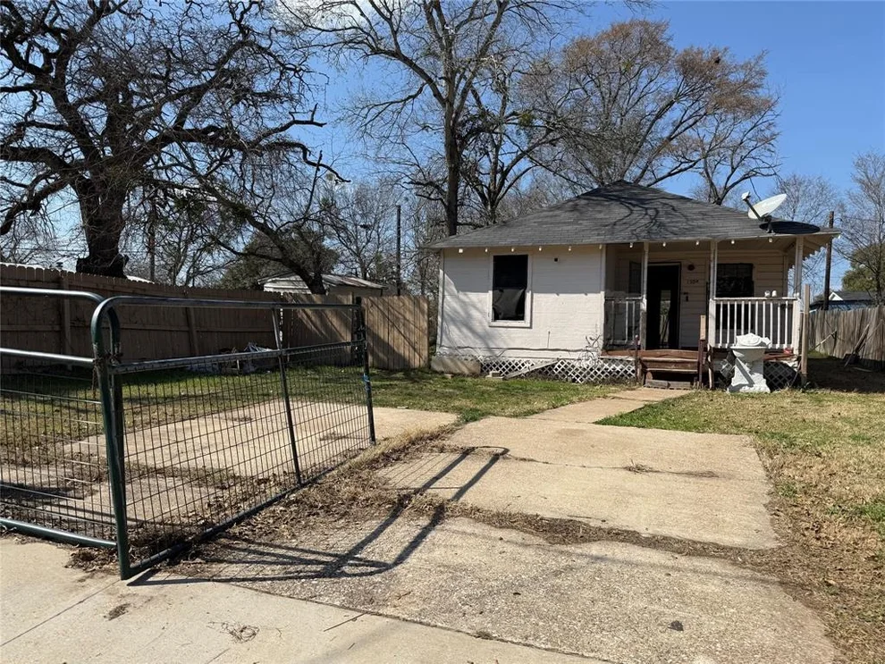 Unit for sale at 1304 Wellington Avenue, Bryan, TX 77803