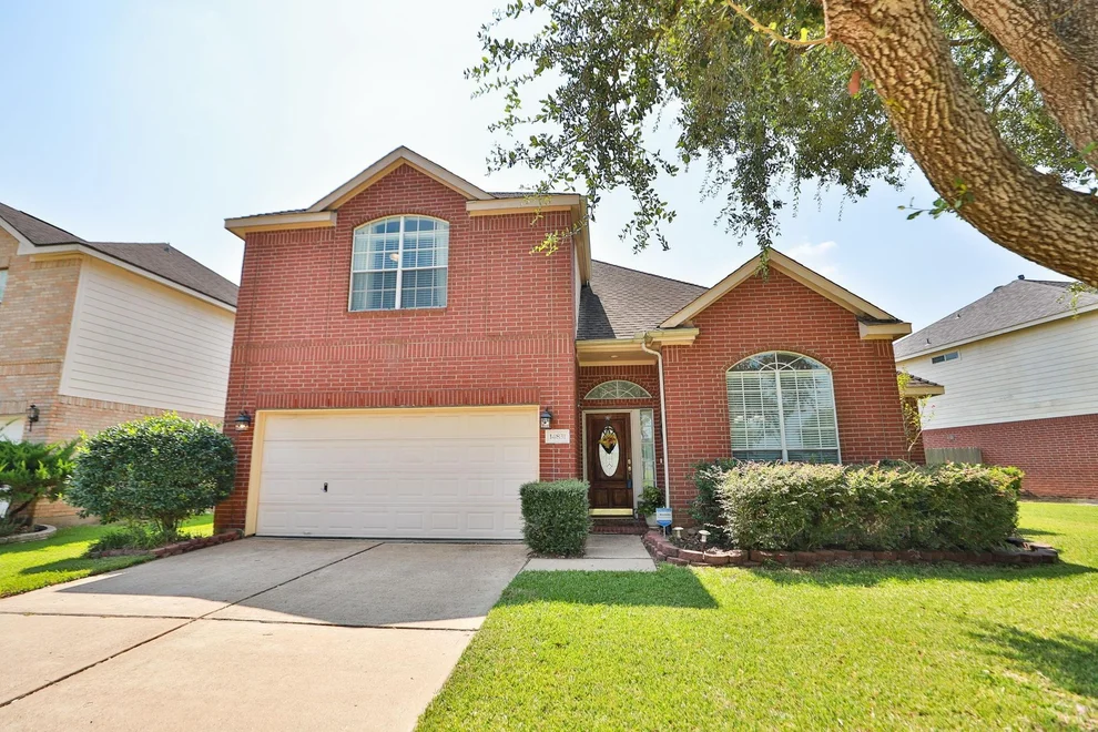 Unit for sale at 14831 Cumberland Bridge Lane, Sugar Land, TX 77498