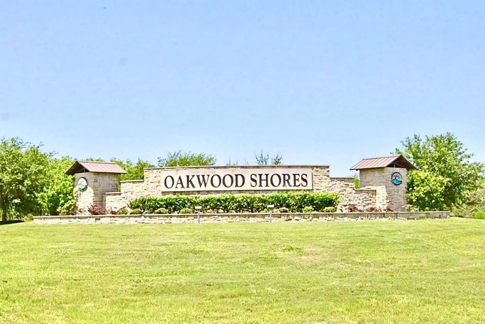 Unit for sale at 32203 Bayou Bend, Richwood, TX 77515