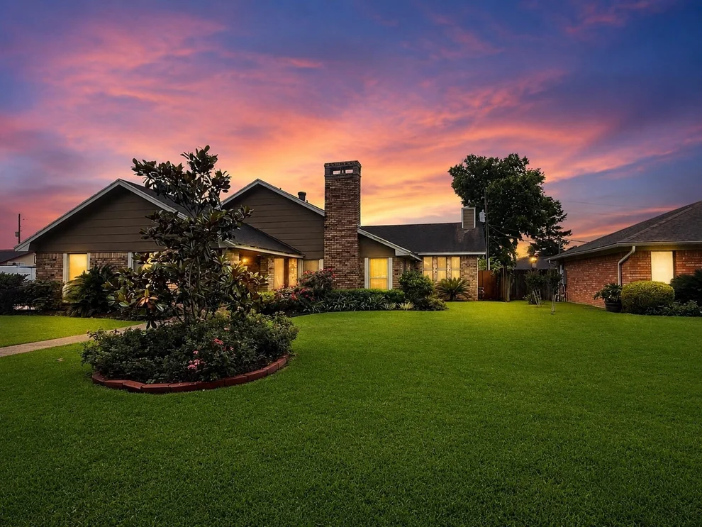 Unit for sale at 4015 Blackwell Lane, Beaumont, TX 77713