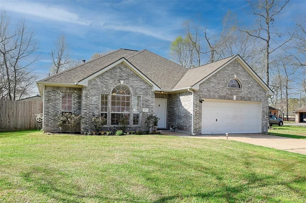 Unit for sale at 7403 Wedgewood Drive, Magnolia, TX 77354