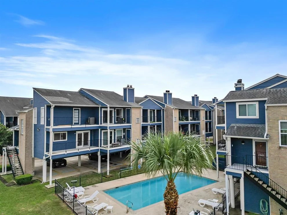 Unit for sale at 18519 Egret Bay Boulevard, Webster, TX 77058
