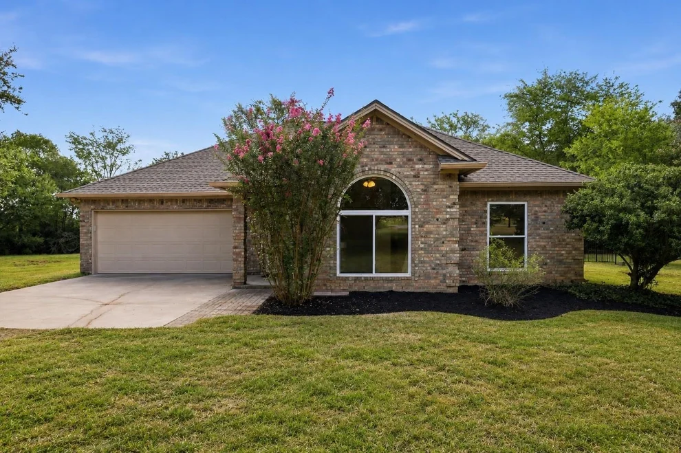 Unit for sale at 5810 Dilly Shaw Tap Road, Bryan, TX 77808