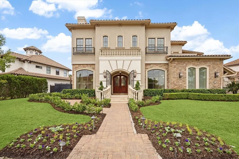 Unit for sale at 3515 St Tropez Way, Houston, TX 77082