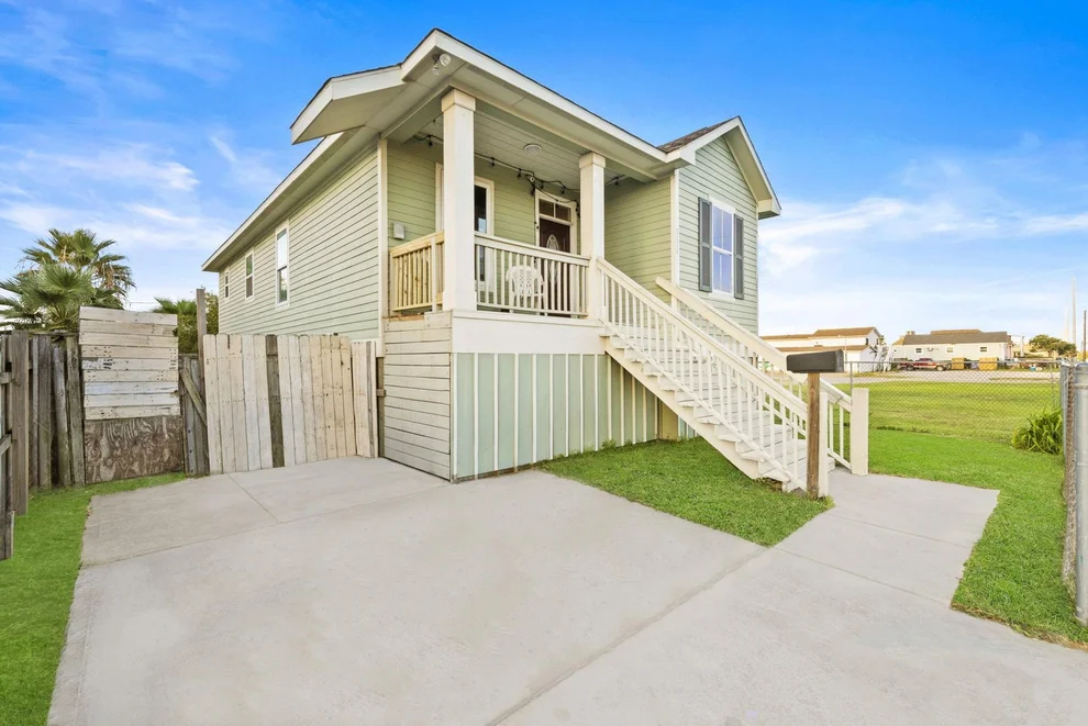 Unit for sale at 4214 Winnie Street, Galveston, TX 77550