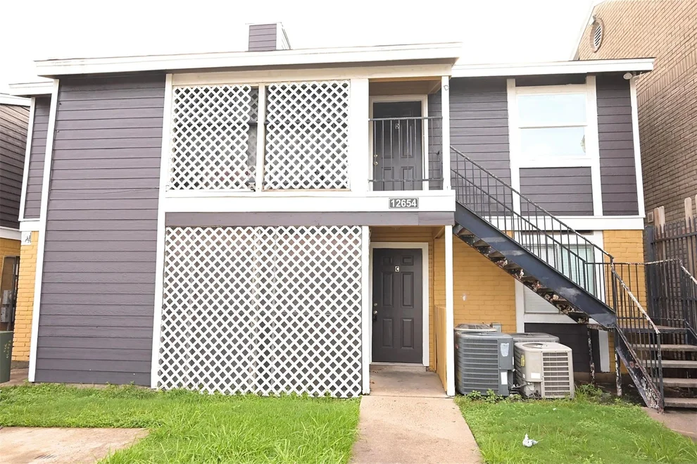 Unit for sale at 12654 Ashford Meadow Dr Drive, Houston, TX 77082