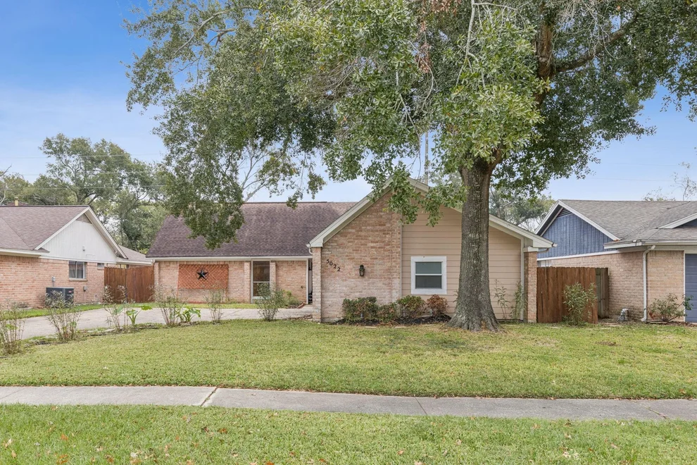 Unit for sale at 5022 Pine Cliff Drive, Houston, TX 77084