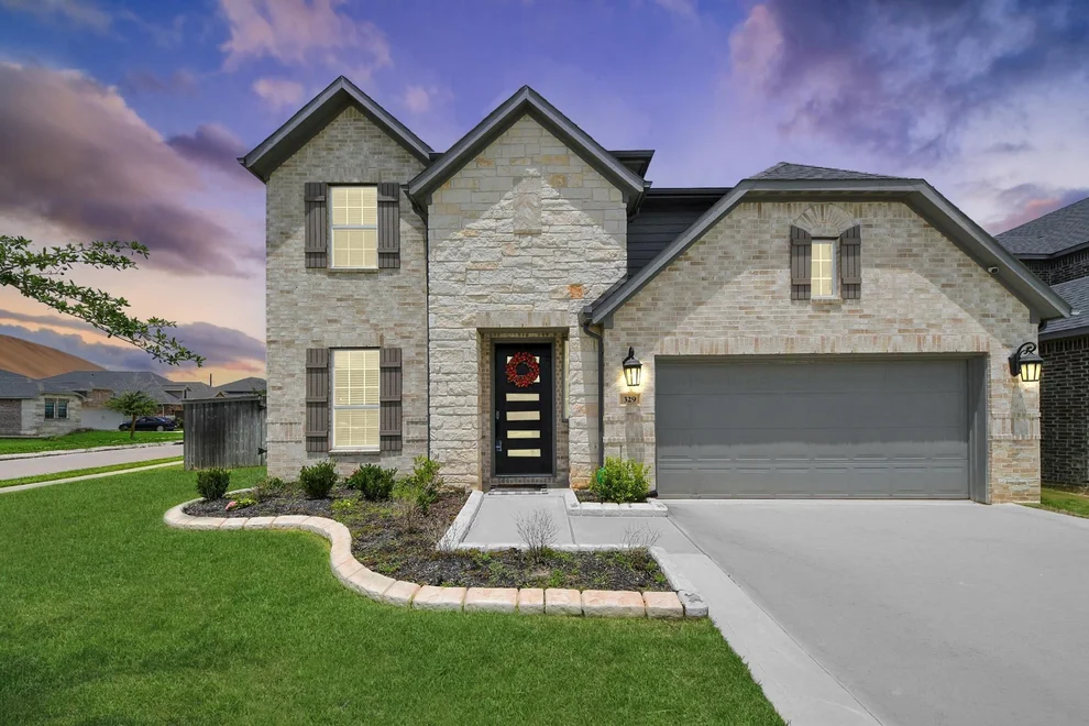 Unit for sale at 329 Clifton Crane Road, La Porte, TX 77571
