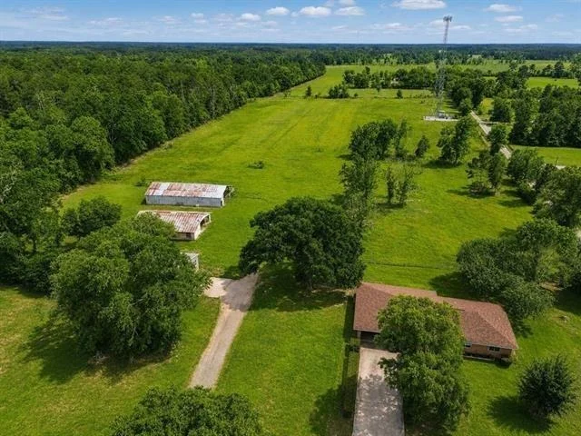 Unit for sale at 669 & 685 W Fm 1004, Kirbyville, TX 75956