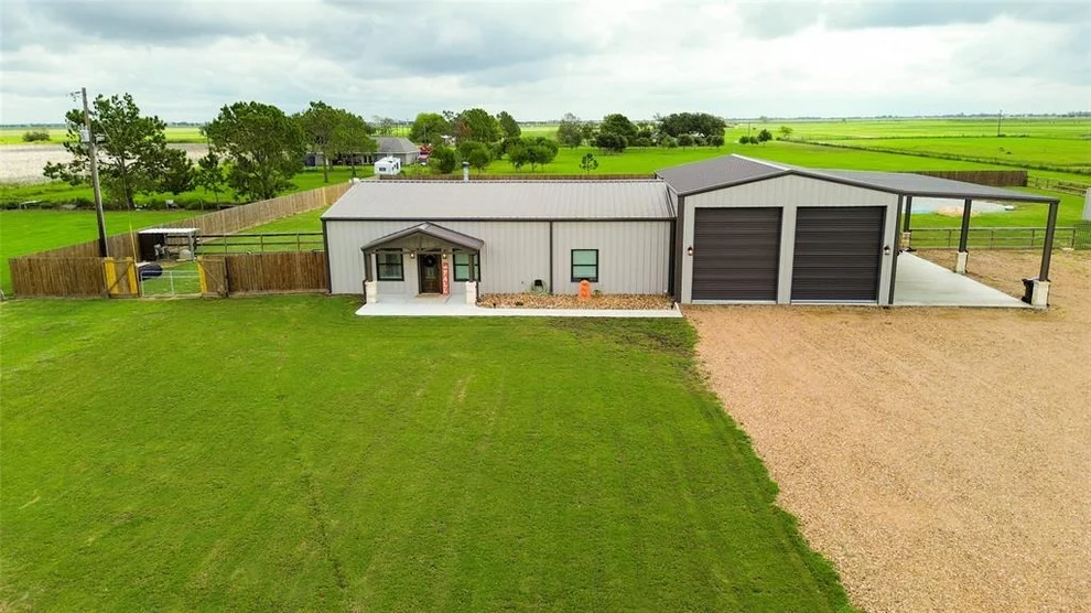 Unit for sale at 6540 N State Highway 71, El Campo, TX 77437