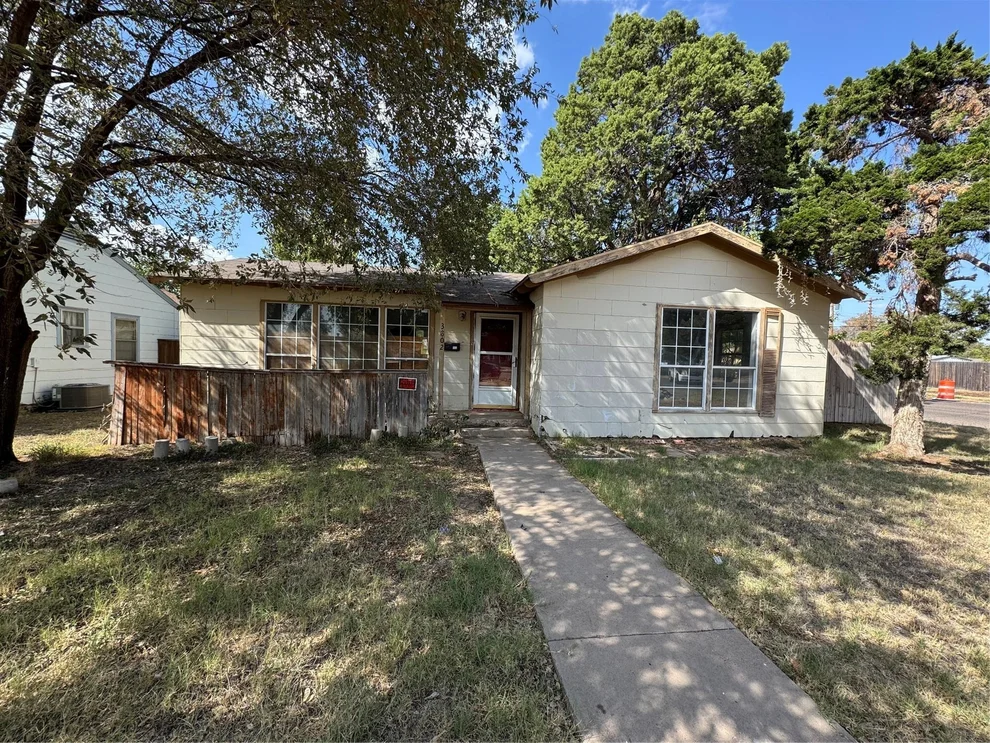 Unit for sale at 3802 32nd Street, Lubbock, TX 79410