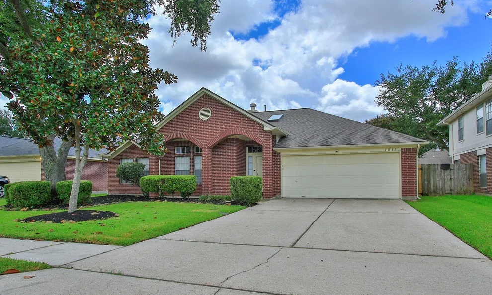 Unit for sale at 5013 Parkcrest Drive, La Porte, TX 77571