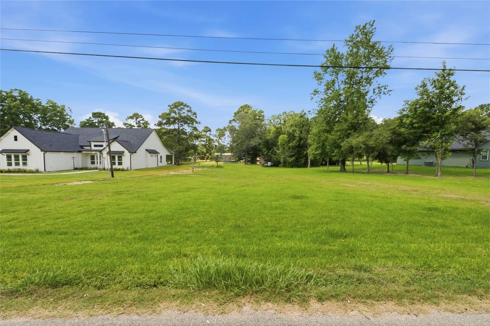 Unit for sale at 616 County Road 4023, Dayton, TX 77535