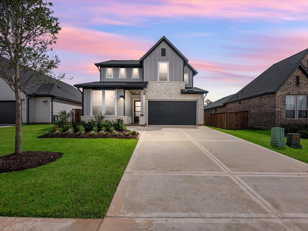 Unit for sale at 6921 Nubuck Drive, Montgomery, TX 77316