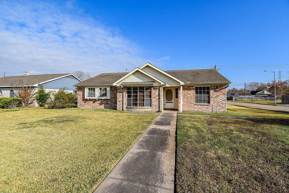 Unit for sale at 12102 Monticeto Lane, Meadows Place, TX 77477