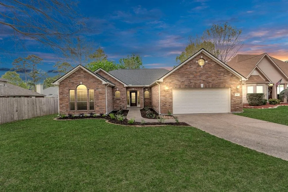 Unit for sale at 3803 Autumn Wood, Montgomery, TX 77356