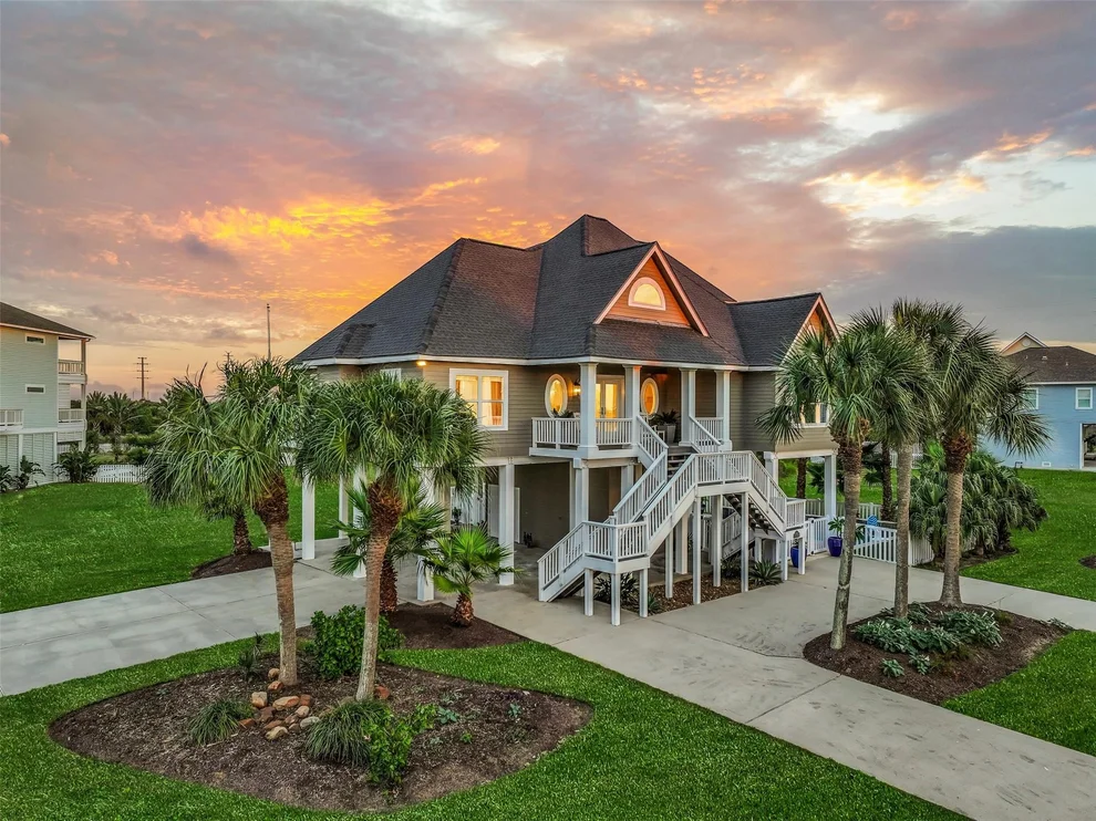 Unit for sale at 3635 Foremast Drive, Galveston, TX 77554