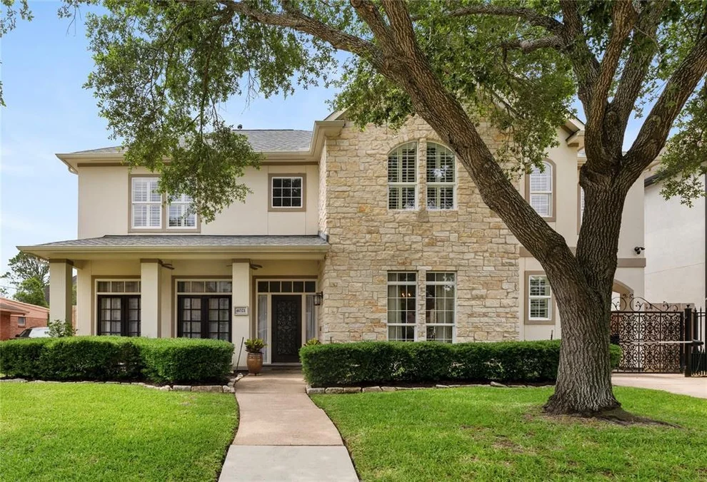 Unit for sale at 4021 Glenshire Street, Houston, TX 77025