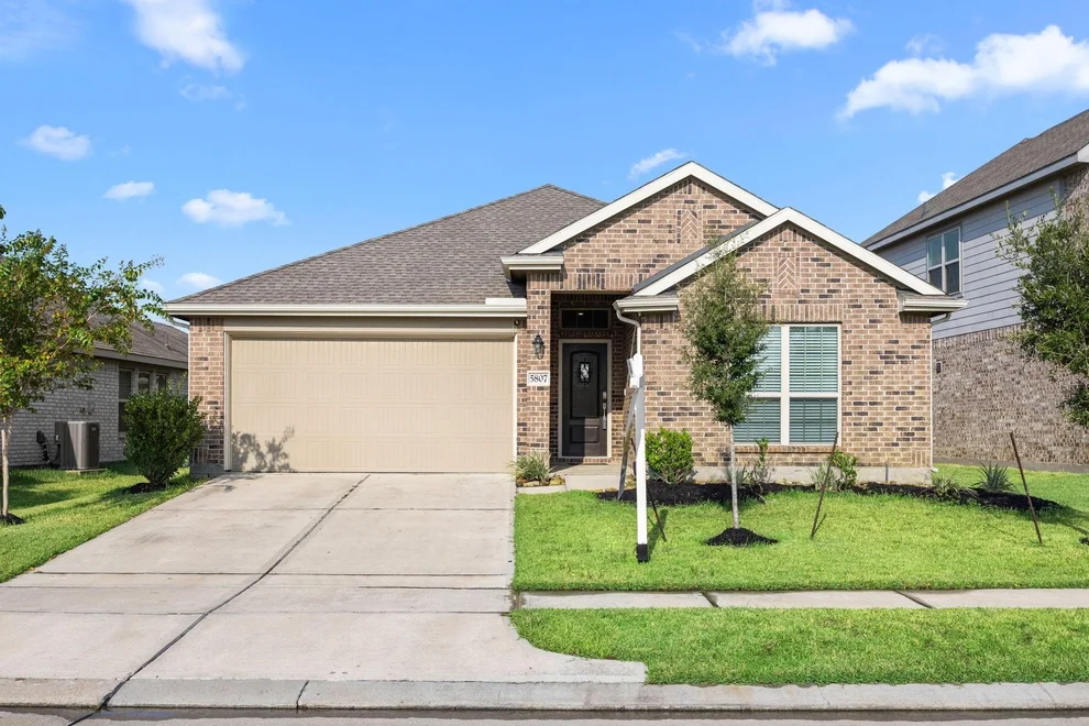 Unit for sale at 5807 Savanna Pasture Road, Katy, TX 77493