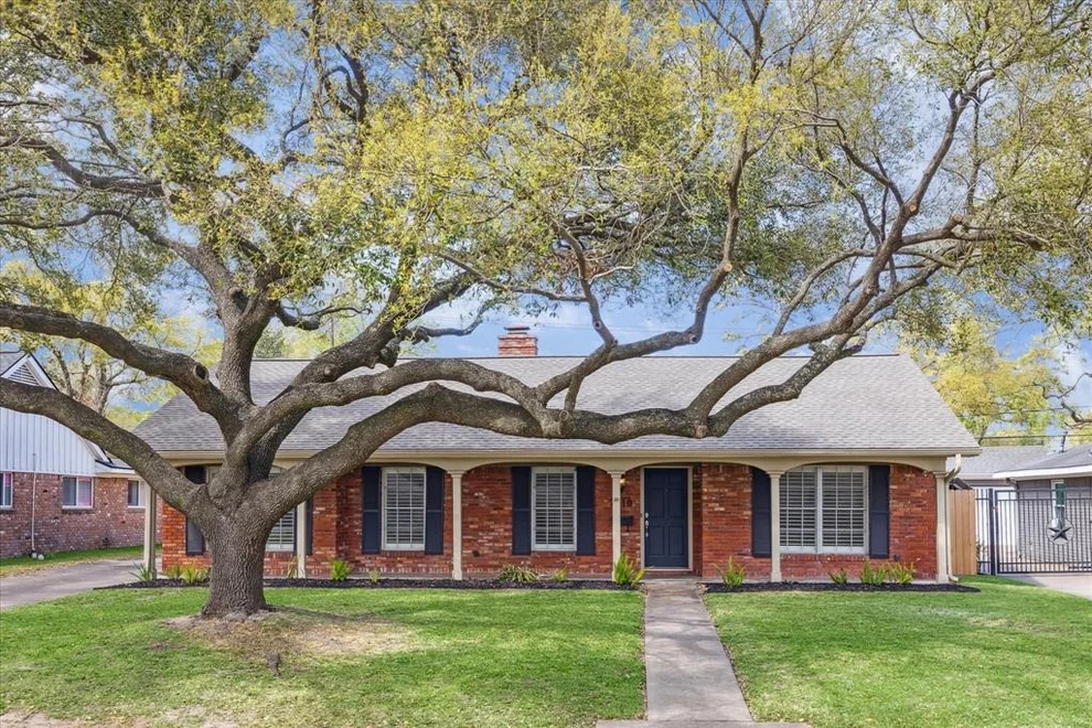 Unit for sale at 7210 Shavelson, Houston, TX 77055