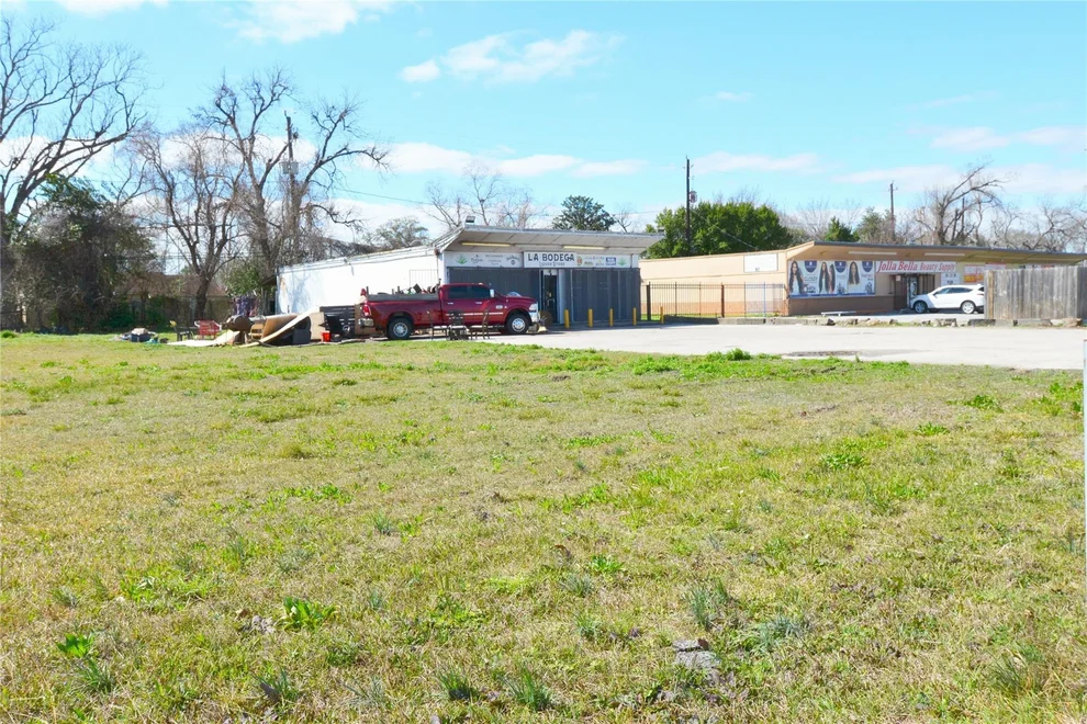 Unit for sale at 10013 W Montgomery Road, Houston, TX 77088