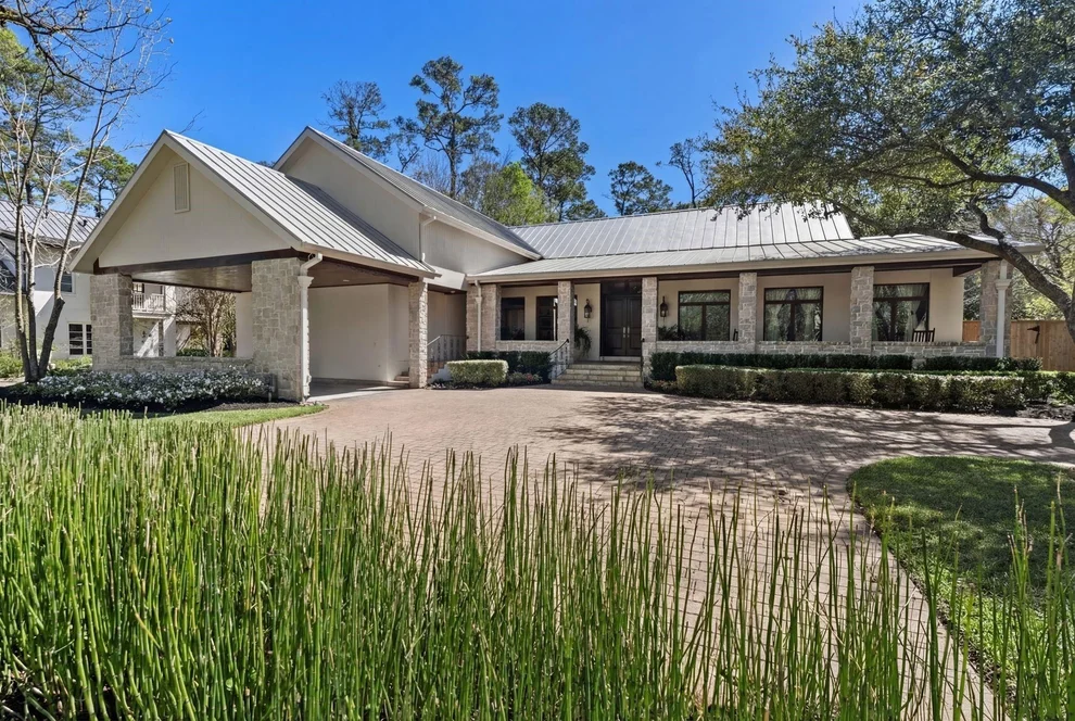 Unit for sale at 354 Piney Point Road, Houston, TX 77024