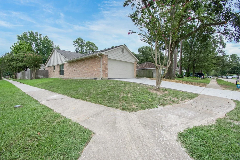 Unit for sale at 17330 Modbury Street, Spring, TX 77379