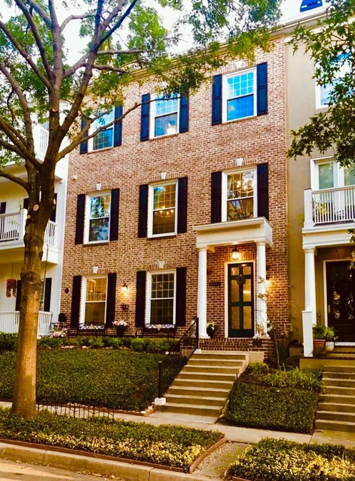 Unit for sale at 2006 Buffalo Terrace, Houston, TX 77019