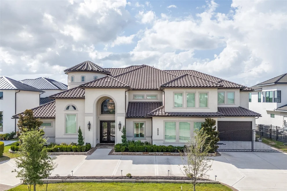 Unit for sale at 19114 Coleto Creek Bend Drive, Cypress, TX 77433