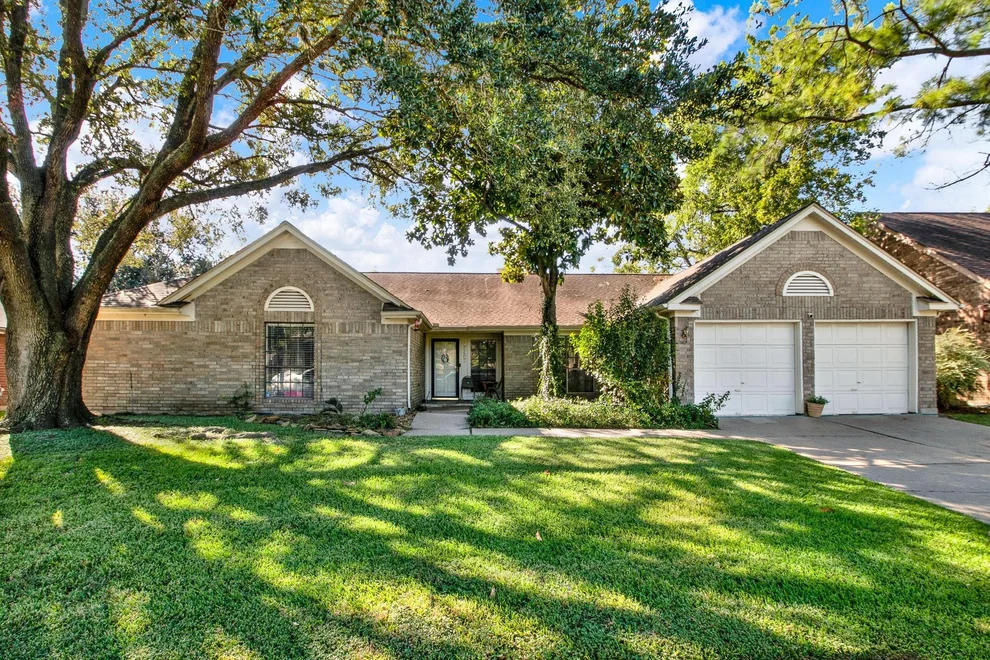 Unit for sale at 13407 Nantucket Drive, Sugar Land, TX 77478