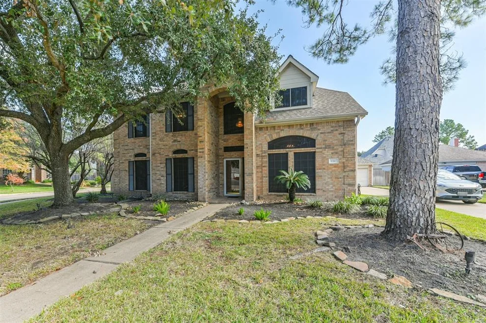 Unit for sale at 9310 Poplar Bluff Lane, Houston, TX 77095