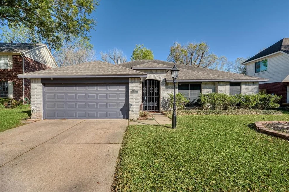 Unit for sale at 3406 Farmer Road, Richmond, TX 77406