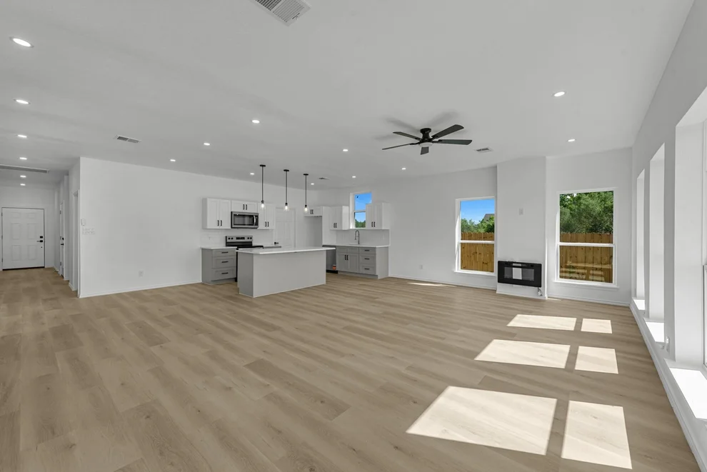 Unit for sale at 6181 Road 5503, Cleveland, TX 77327