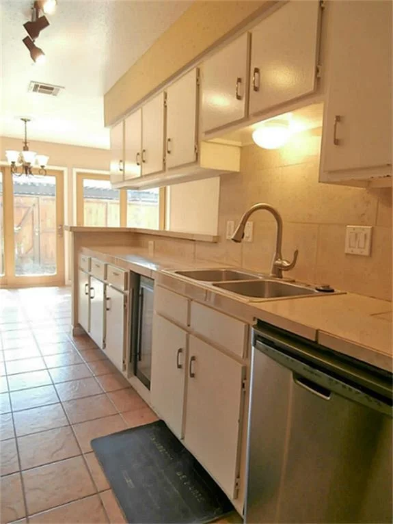 Unit for sale at 5800 Lumberdale, Houston, TX 77092