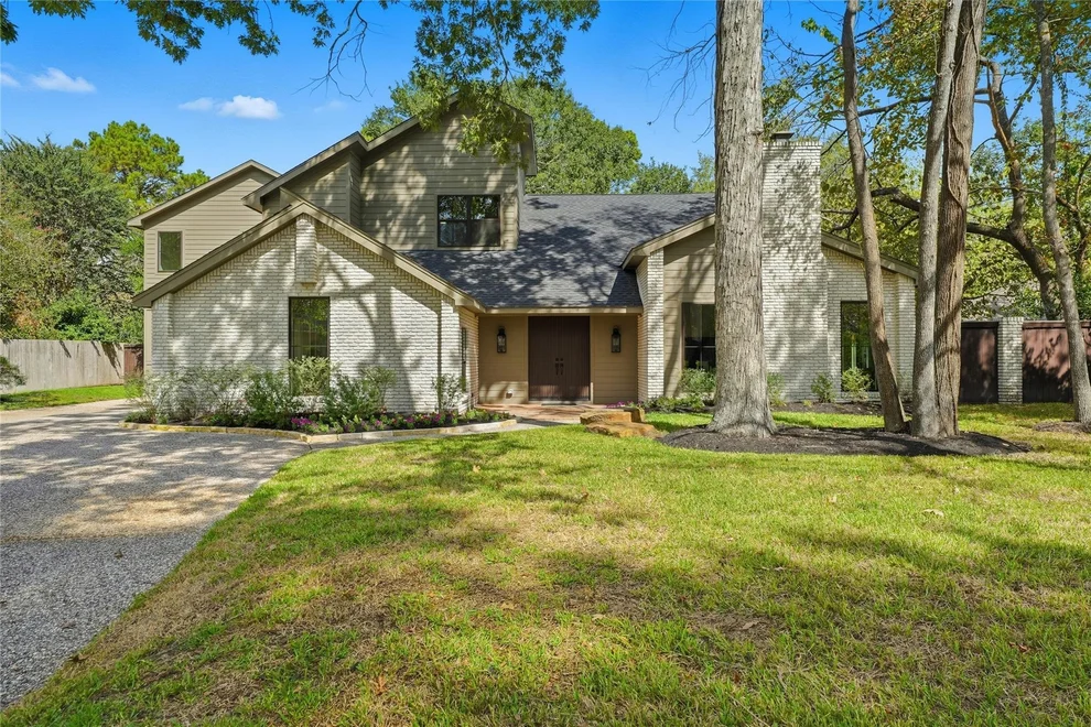 Unit for sale at 4907 Pine Garden Drive E, Kingwood, TX 77345